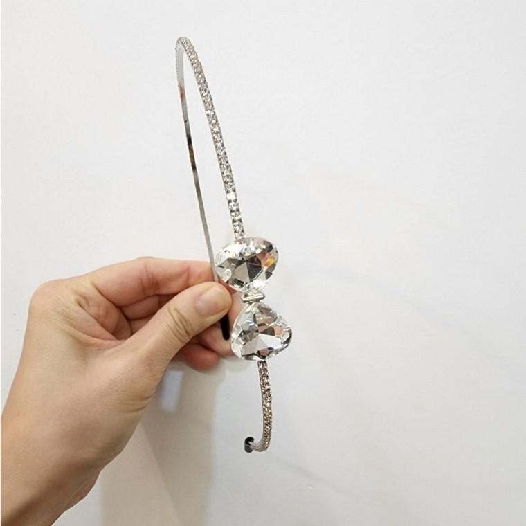 영롱한 큐빅 보석 머리띠 헤어밴드 패션