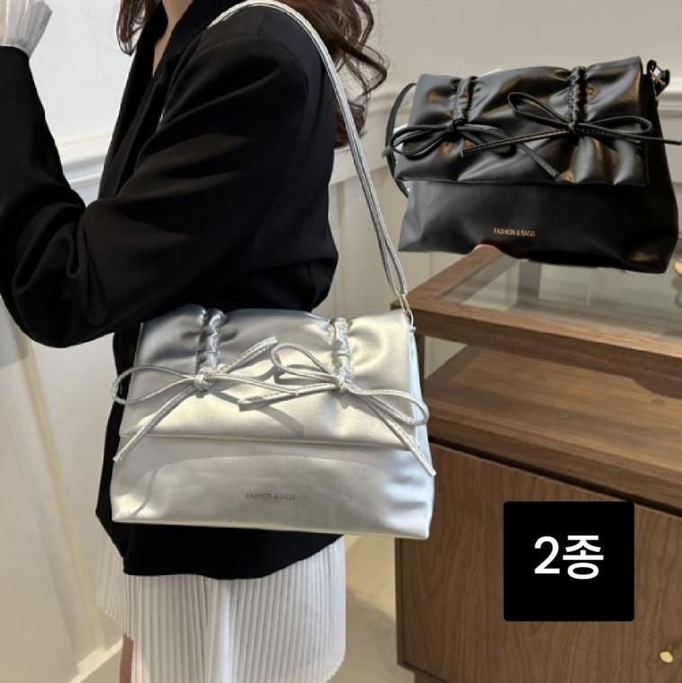 여성 리본 레더 크로스백 실버 블랙 사계절 메신저백 가방