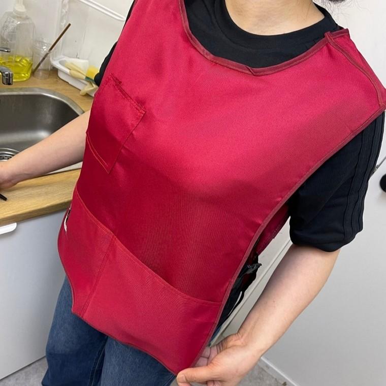 휴대용 방수 포켓 앞치마 어른용 턱받이 노인 환자